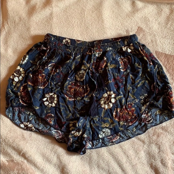 Abercrombie & Fitch Pants - Abercrombie Shorts
